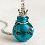 Collier diffuseur d’huiles essentielles – Élégance et bien-être à porter sur soi