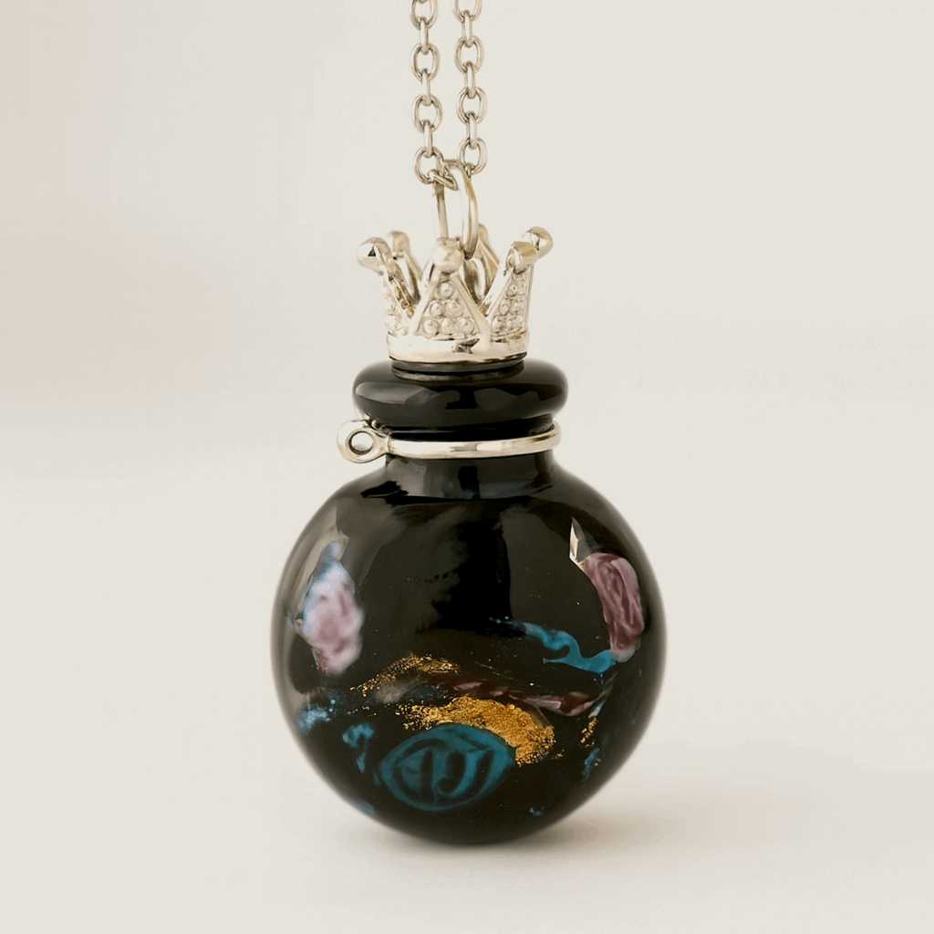 Collier diffuseur d’huiles essentielles – Élégance et bien-être à porter sur soi