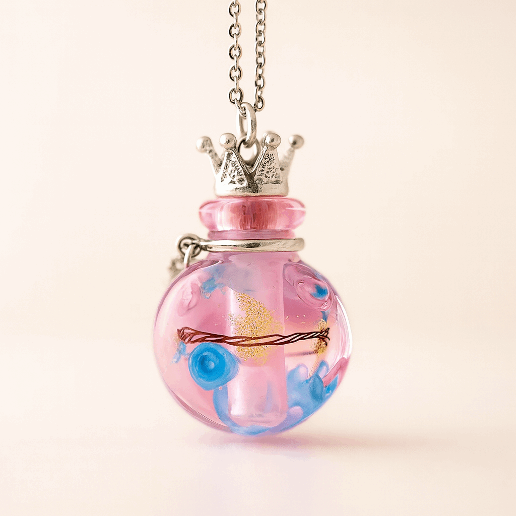 Collier diffuseur d’huiles essentielles – Élégance et bien-être à porter sur soi