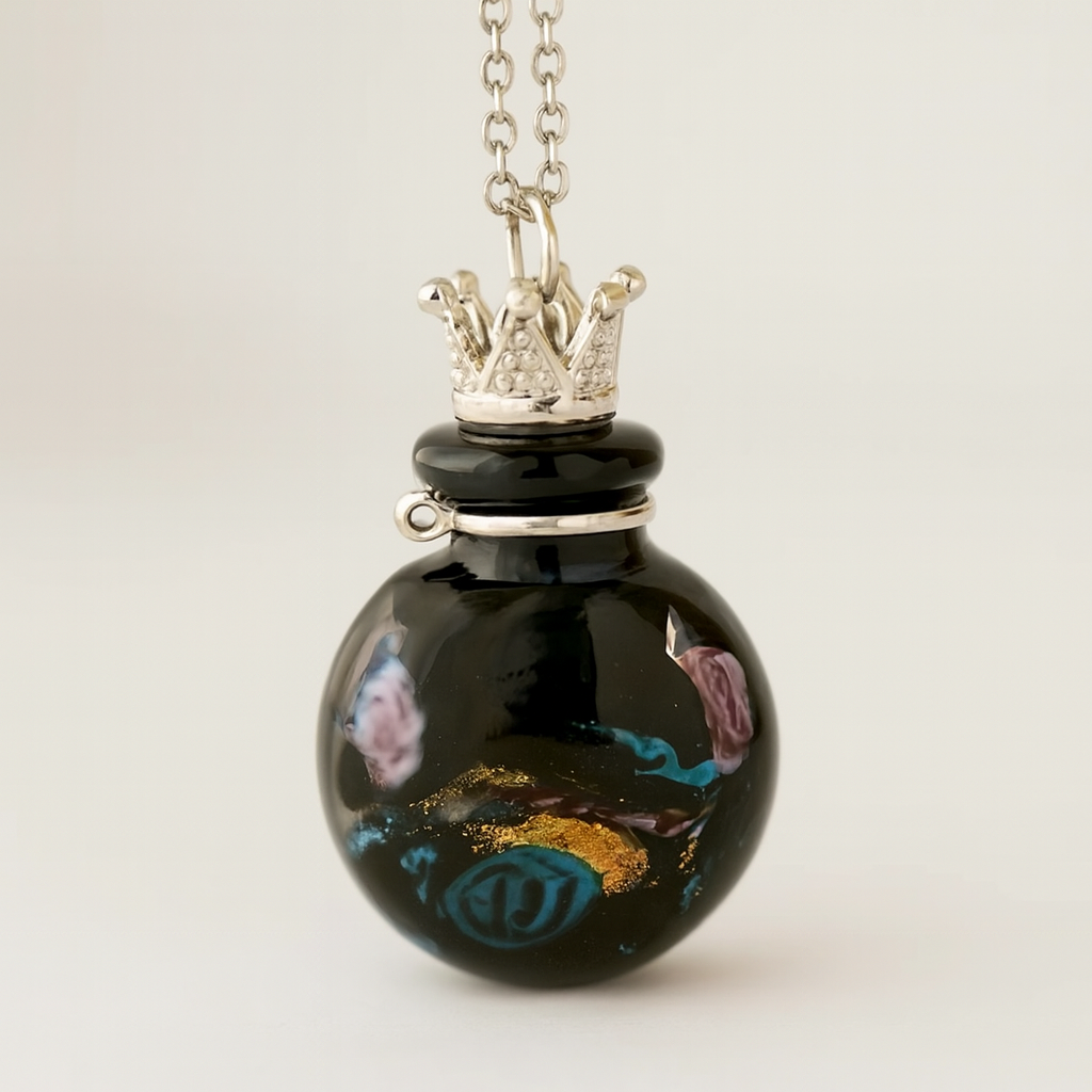Collier diffuseur d’huiles essentielles – Élégance et bien-être à porter sur soi